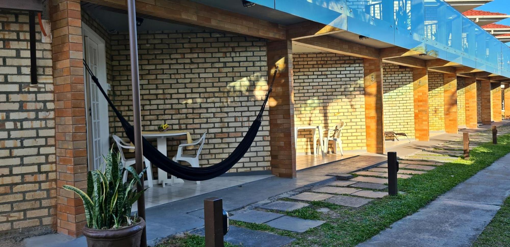 Pousada Recanto Edenico - A Beira Mar Da Praia Ponta Do Papagaio, Palhoca Sc Exterior foto